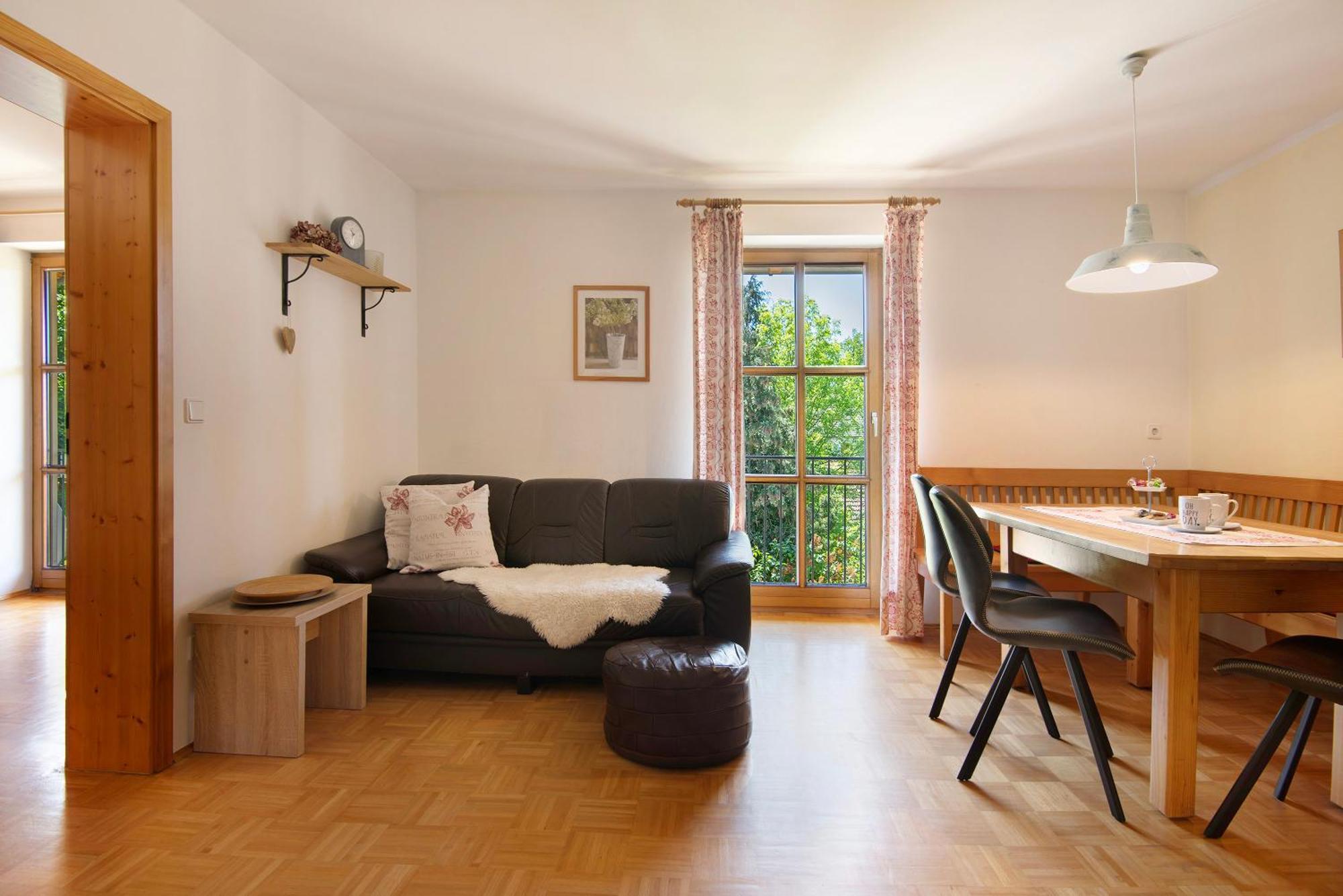 Ferienhof Schuetz Eschlkam ภายนอก รูปภาพ