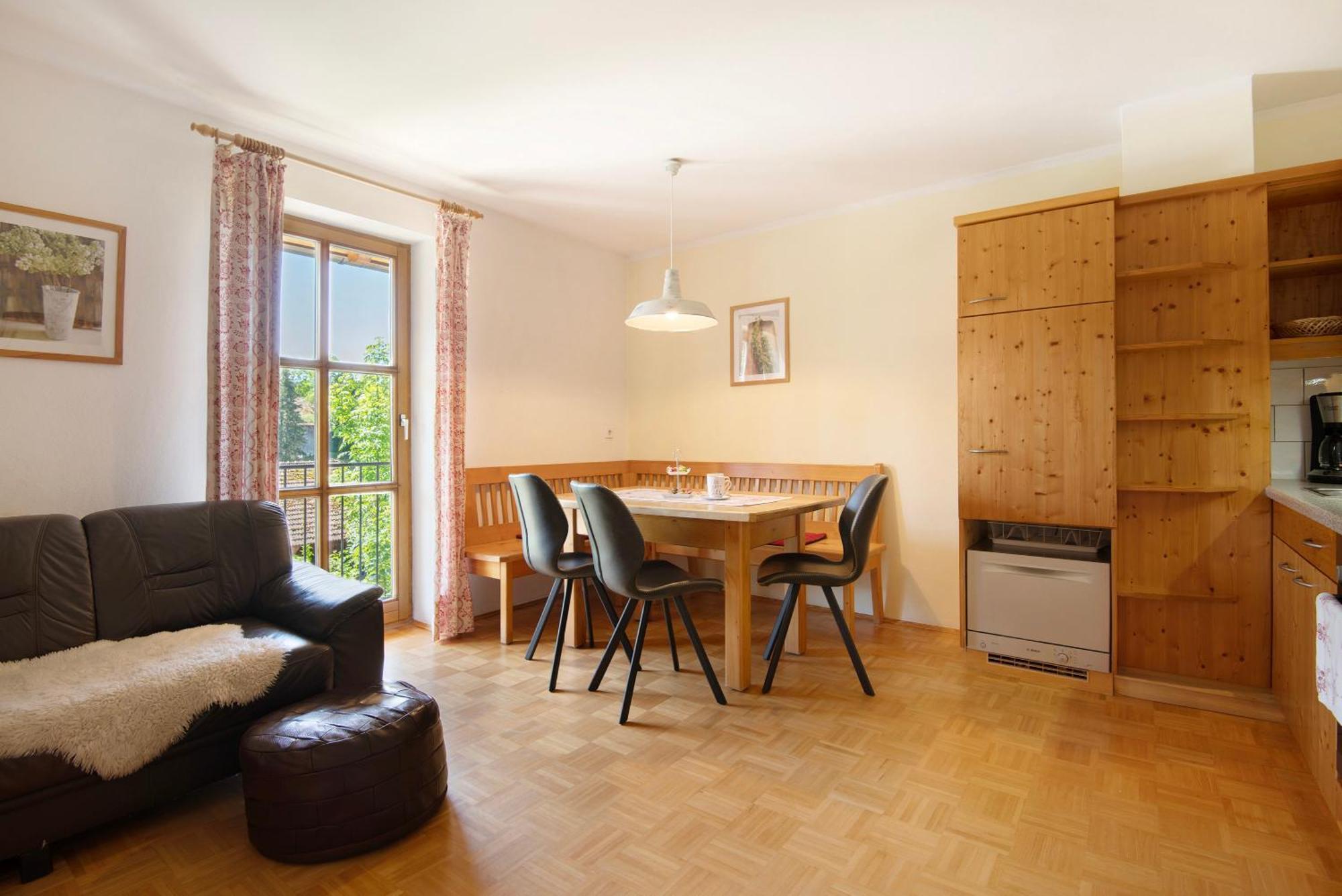 Ferienhof Schuetz Eschlkam ภายนอก รูปภาพ