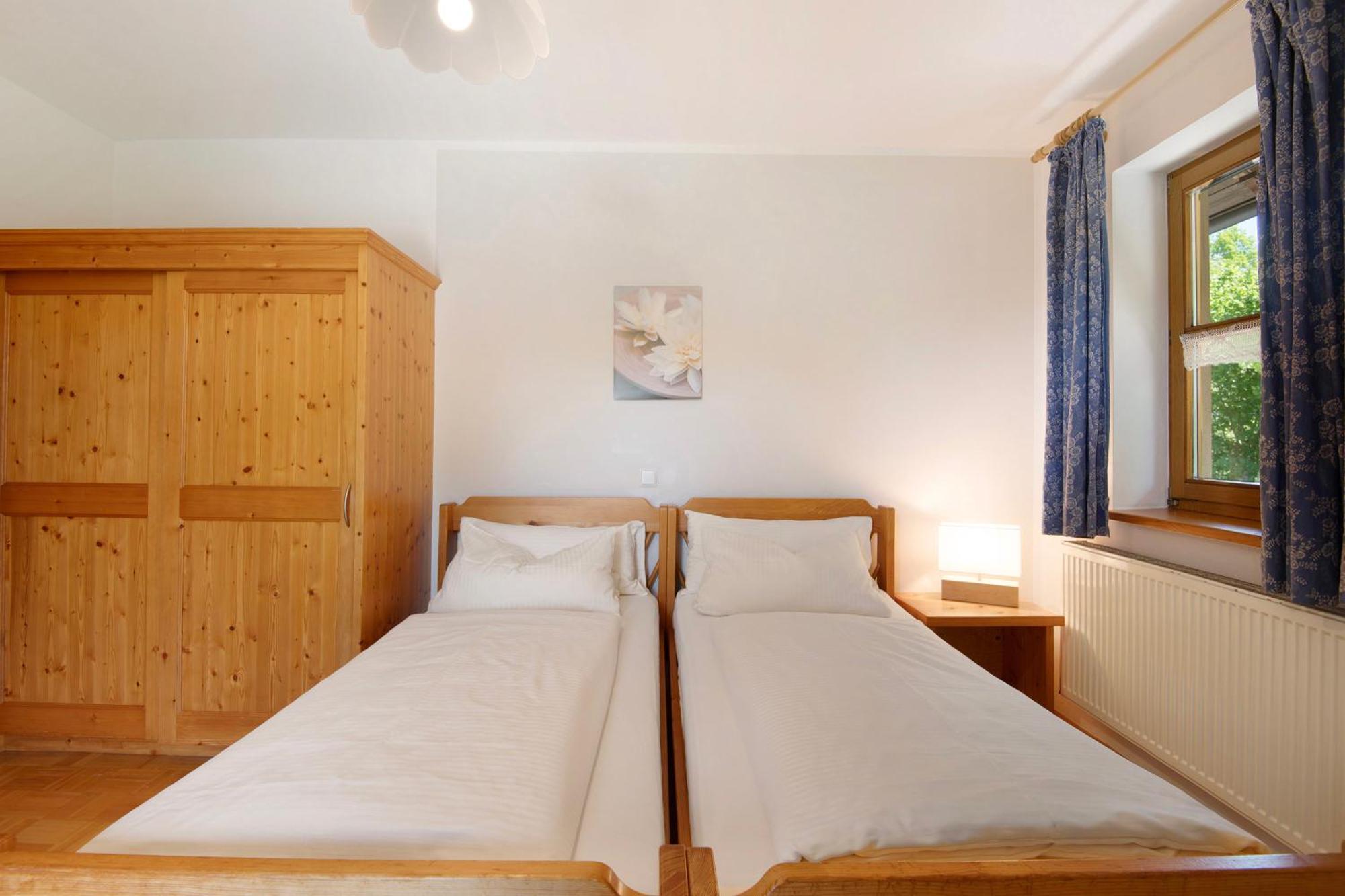 Ferienhof Schuetz Eschlkam ภายนอก รูปภาพ
