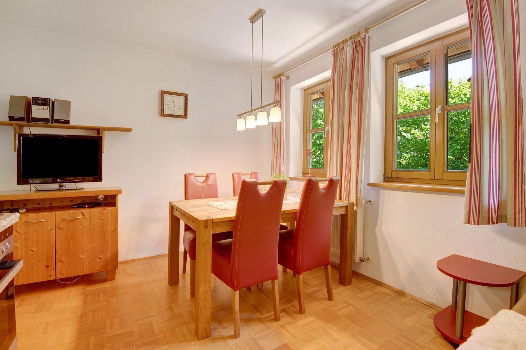 Ferienhof Schuetz Eschlkam ภายนอก รูปภาพ